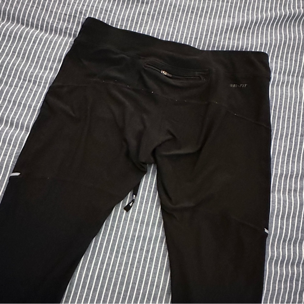 Nike Dri Fit Knee Length Running Workout Tights Capris
